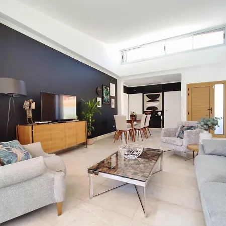 Elle Ocean Gran Canaria Heated Pool Wifi Вилла